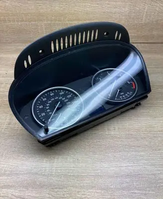 BMW 5 E60 E61 Speedometer (instrument cluster) 9177262 110080213 USED