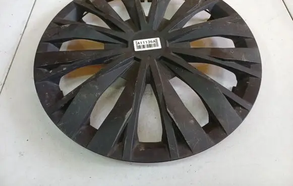 Dacia Sandero R15 wheel hub/cap/trim 