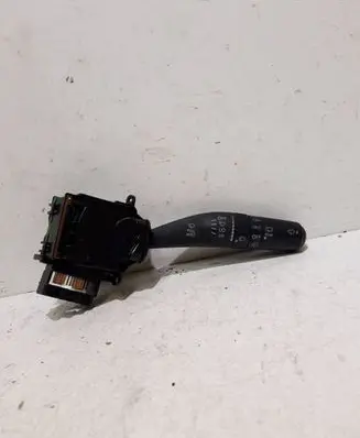 Subaru Legacy Wiper control stalk 17A164LH2