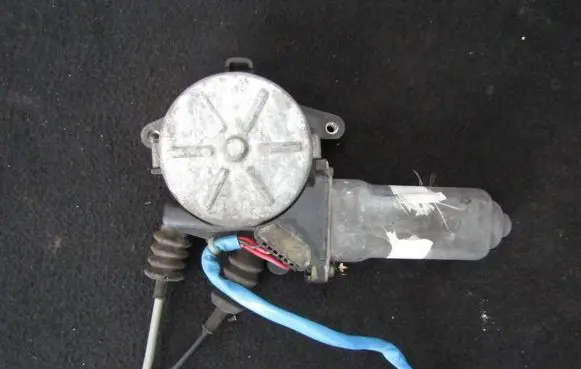 KIA Clarus Rear door window regulator motor