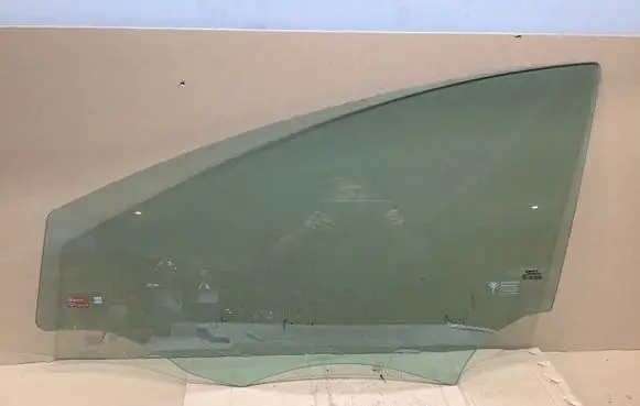 Seat Leon (1P) Front door window glass four-door 43R001582