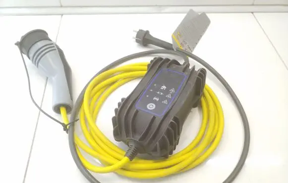 Volkswagen ID.4 Electric car charging cable 12E971675CG