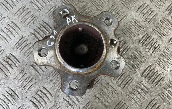 BMW 3 G20 G21 Front wheel ball bearing 6899176