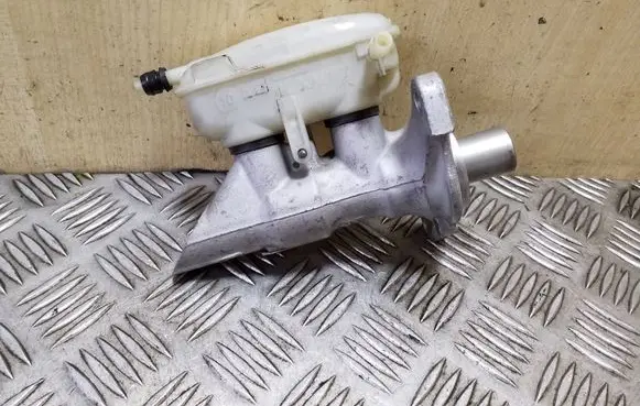 Renault Scenic III - Grand scenic III Master brake cylinder