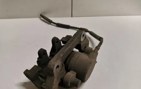 BMW X5 E70 Front brake caliper 60730