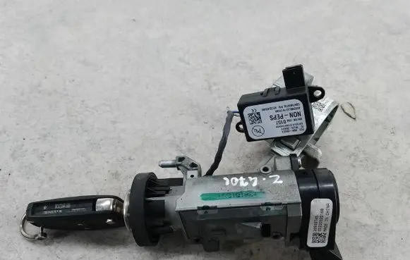 Opel Astra J Ignition lock 