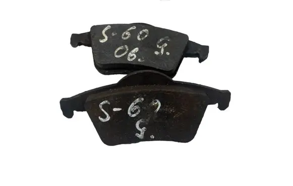 Volvo S60 Brake pads (rear) 