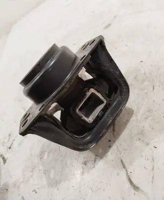 Peugeot 5008 Engine mount bracket 96820267804 9636270080