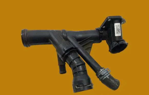 Skoda Octavia Mk3 (5E) Engine coolant pipe/hose 04L121026F
