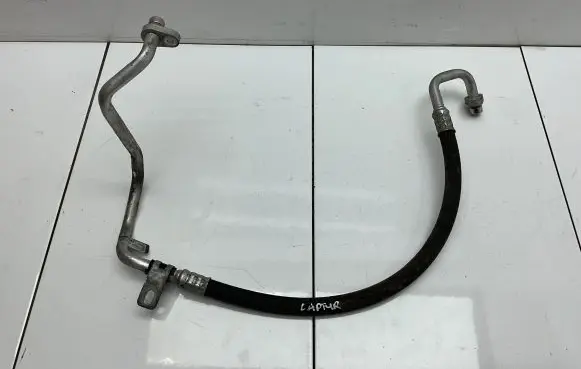 Renault Captur Air conditioning (A/C) pipe/hose 924901662