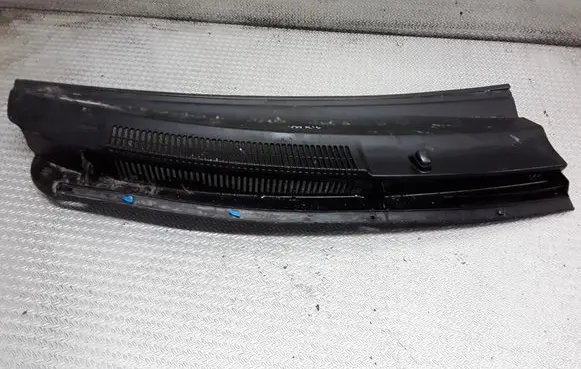 Toyota Yaris Wiper trim 557810D100