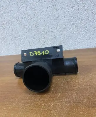 Land Rover Range Rover Sport L494 Engine coolant pipe/hose CPLA6K769C D7510