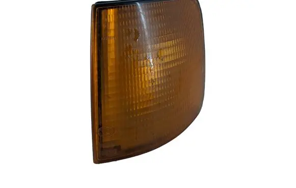 Volkswagen PASSAT B3 Front indicator light 357953049