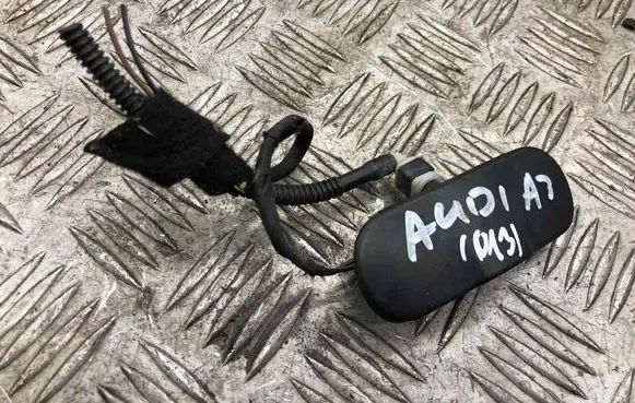 Audi A3 S3 8P Windshield washer spray nozzle 8P0955988E