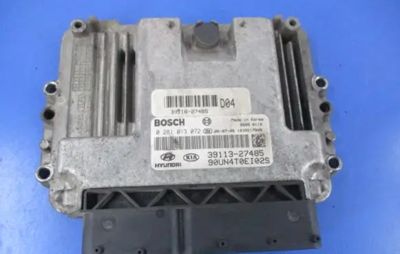 KIA Carens I Engine control unit/module ECU 39113-27485