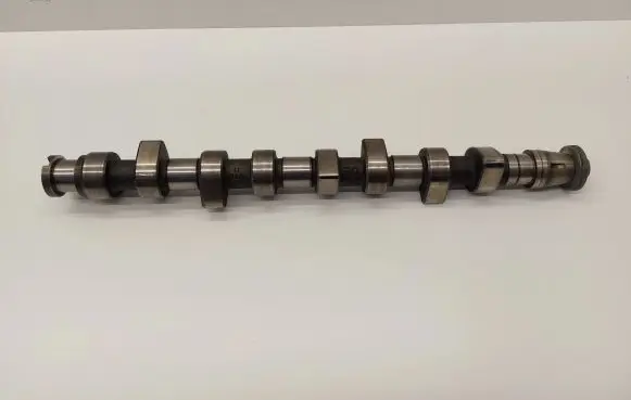 Skoda Fabia Mk1 (6Y) Camshaft 038103373E