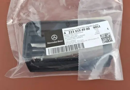 Mercedes-Benz S W223 Front passenger seat rail trim A2239194900