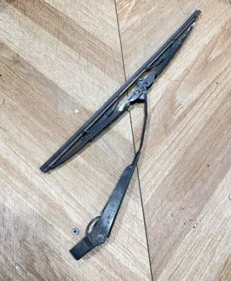 Mercedes-Benz E W211 Rear wiper blade