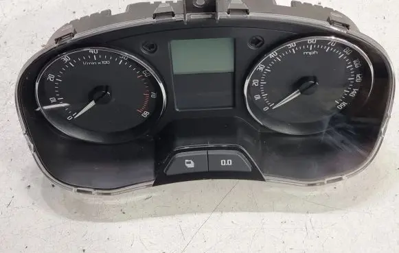 Skoda Fabia Mk2 (5J) Speedometer (instrument cluster) 5J0920911E 000000000 1373948022
