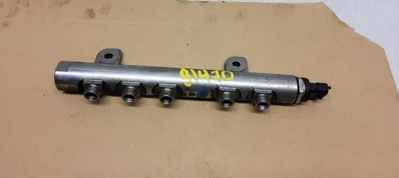 Jeep Grand Cherokee Fuel main line pipe 0445216043 35022118G T00545267