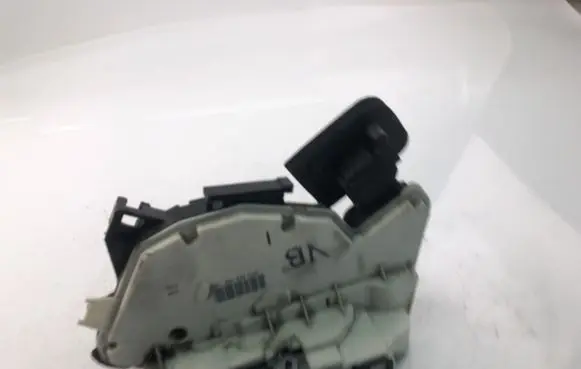 Volkswagen Polo V 6R Rear door lock 6R4839015A