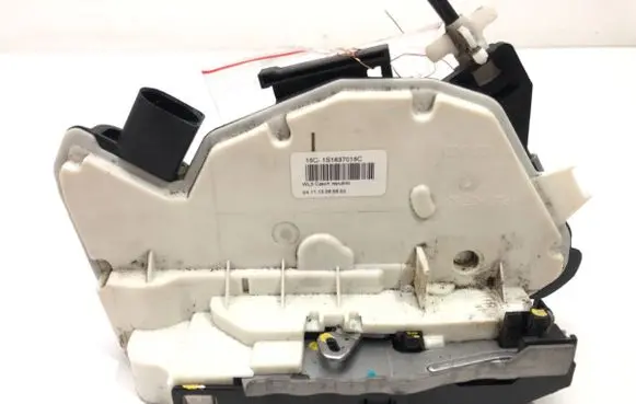 Skoda Superb B6 (3T) Front door lock 1S1837016C
