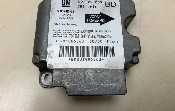 Opel Vectra B Airbag control unit/module 09229039 1923594 BDS01886863
