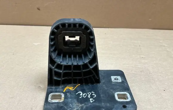 Skoda Enyaq iV Radiator support slam panel bracket 1EA121367G