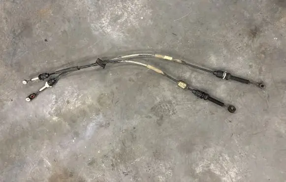 Renault Trafic III (X82) Gear shift cable linkage 349357201