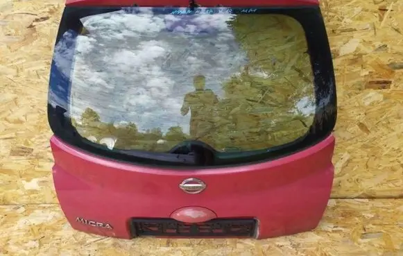 Nissan Micra Tailgate/trunk/boot lid