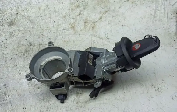 Opel Corsa D Ignition lock