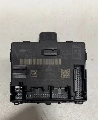 Skoda Superb B8 (3V) Other control units/modules 5Q0959593E 0311240 0537449