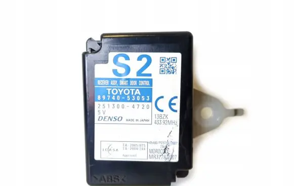 Lexus IS 220D-250-350 Door control unit/module 8974053053