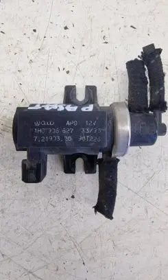 Volkswagen PASSAT B5 Turbo solenoid valve 1H0906627