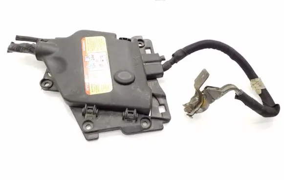 Citroen C3 Picasso Fuse module 9801147680