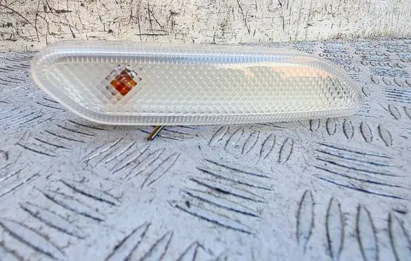 Mini Cooper Countryman R60 Front fender indicator light 9802567 9802569