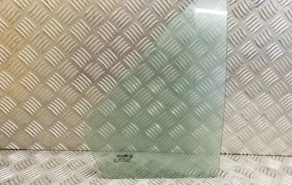 Rear vent window glass