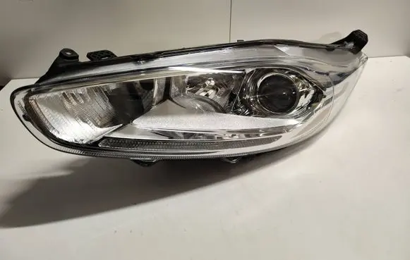 Ford Fiesta Headlight/headlamp C1BB13W030CH 000002 1090041