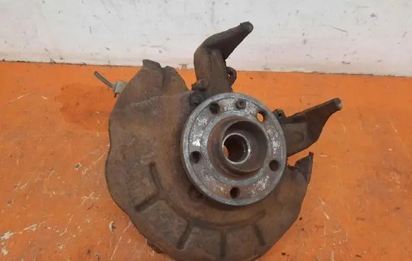 Seat Ibiza III (6L) Front wheel hub spindle knuckle