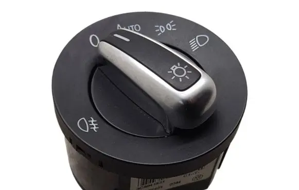 Volkswagen PASSAT B7 Light switch 3C8941431