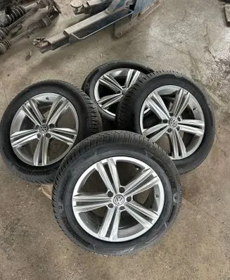 Volkswagen Tiguan R18 alloy rim 5NA601025M