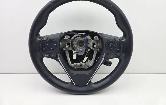 Toyota Auris E180 Steering wheel