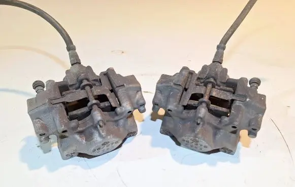 Mercedes-Benz C W203 Rear brake caliper 36278 36279