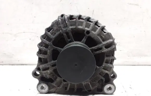 Volkswagen Golf VII Generator/alternator 03L903023L