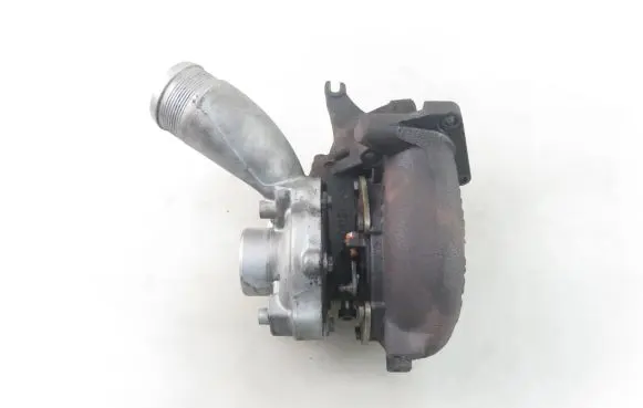 Audi A6 S6 C6 4F Turbo 059145702T