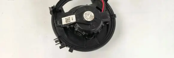 Skoda Octavia Mk4 Heater fan/blower 5WB819015