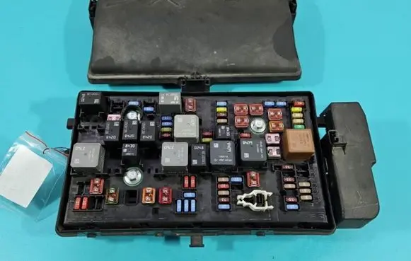 Opel Insignia A Fuse box set 13275882 IMPRK1427641
