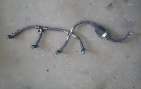 Toyota Auris E180 Fuel main line pipe