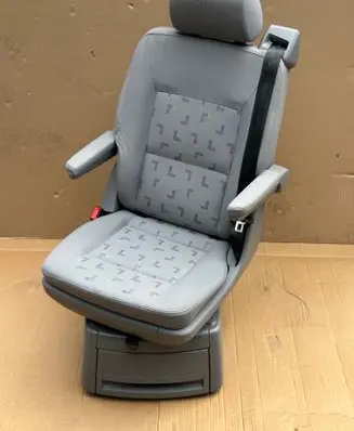 Volkswagen Multivan T5 Rear seat FOTELOBROTT5P