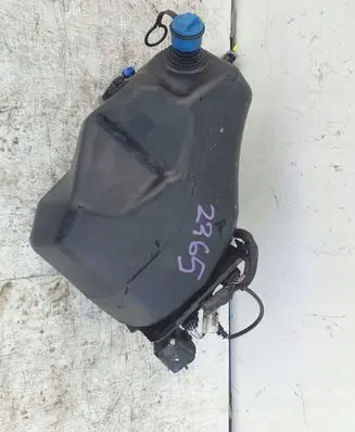 Jaguar F-Pace AdBlue liquid reservoir 5J228